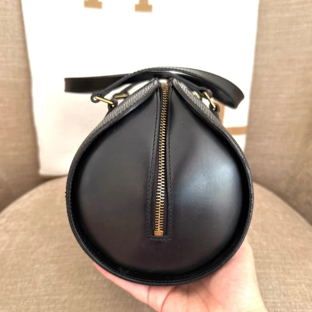 Authentic Louis Vuitton Soufflot bag Black Epi Leather with mini pouch M52862